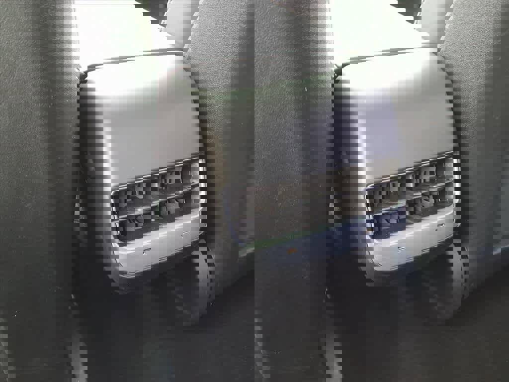 Used 2021 Tesla Model 3 Standard Range Plus image 12