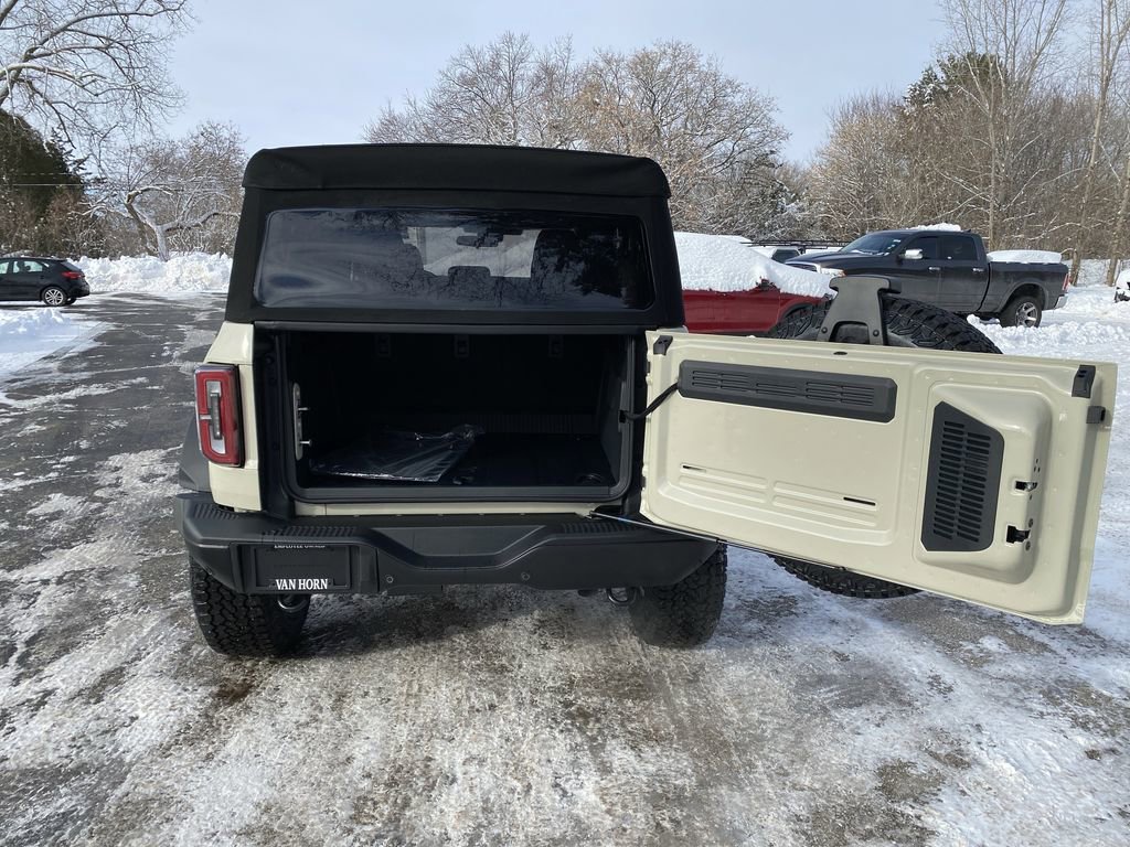 New 2025 Ford Bronco Badlands image 17