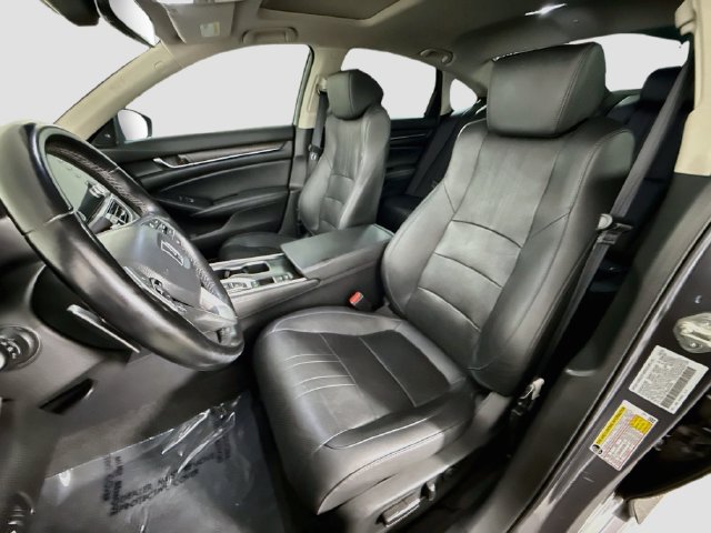 Used 2020 Honda Accord Touring image 21