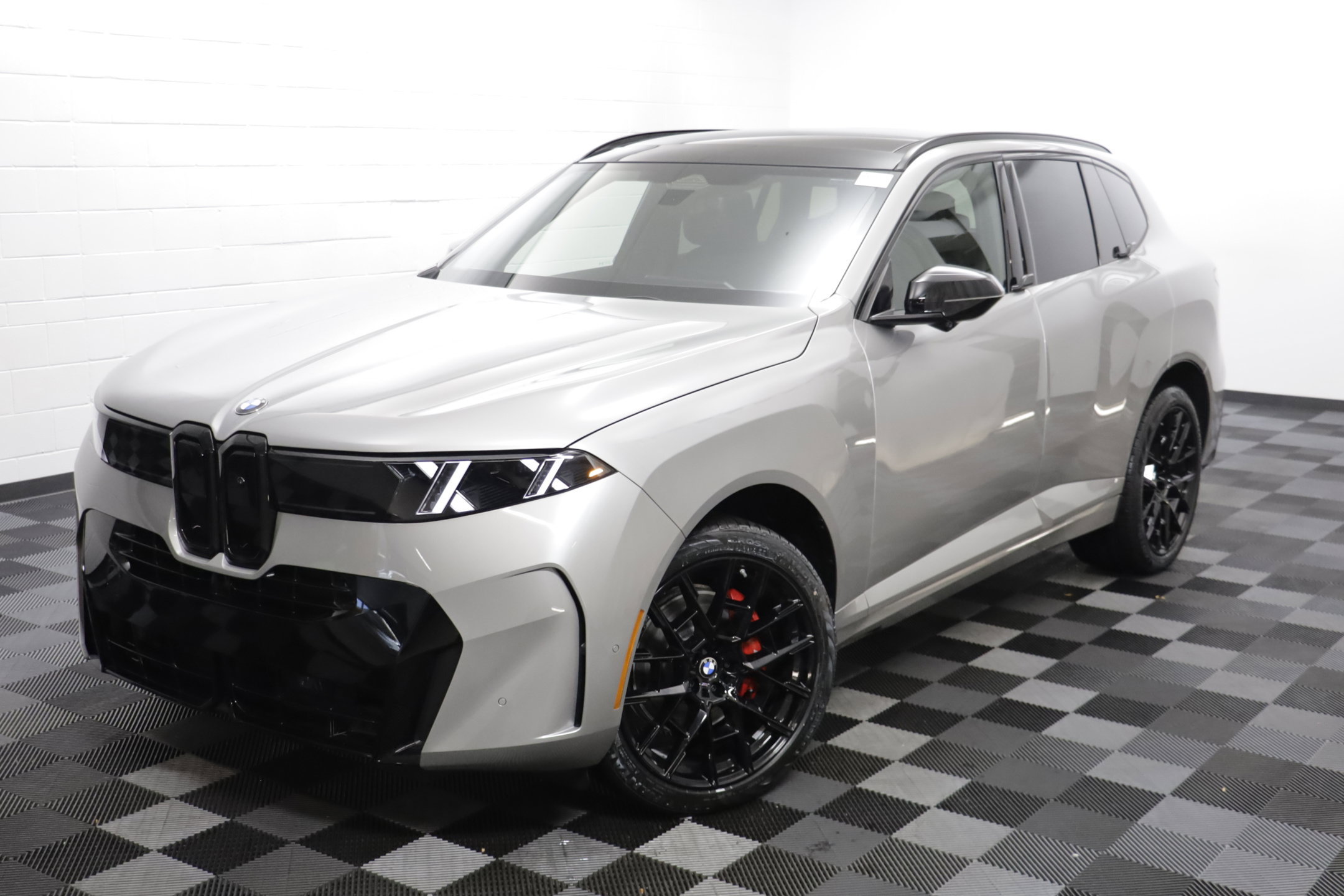 New 2027 BMW X5 xDrive40i w/ M Sport Professional Package AWD/4WD image 2