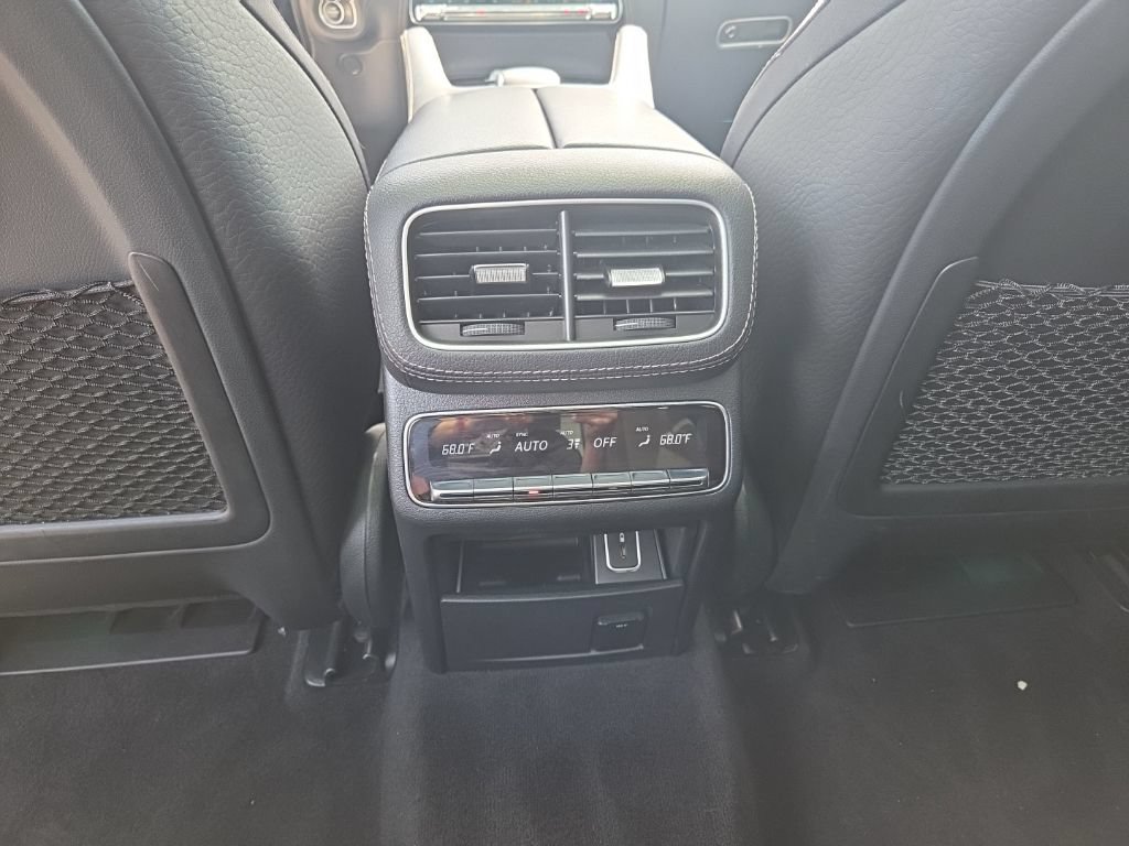 Used 2020 Mercedes-Benz GLE 450 4MATIC image 23