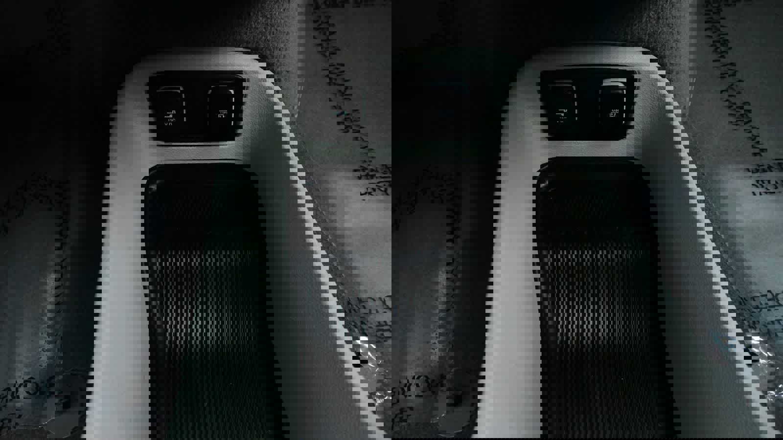 Used 2019 Chrysler Pacifica Touring Plus w/ Advanced Safetytec Group image 34