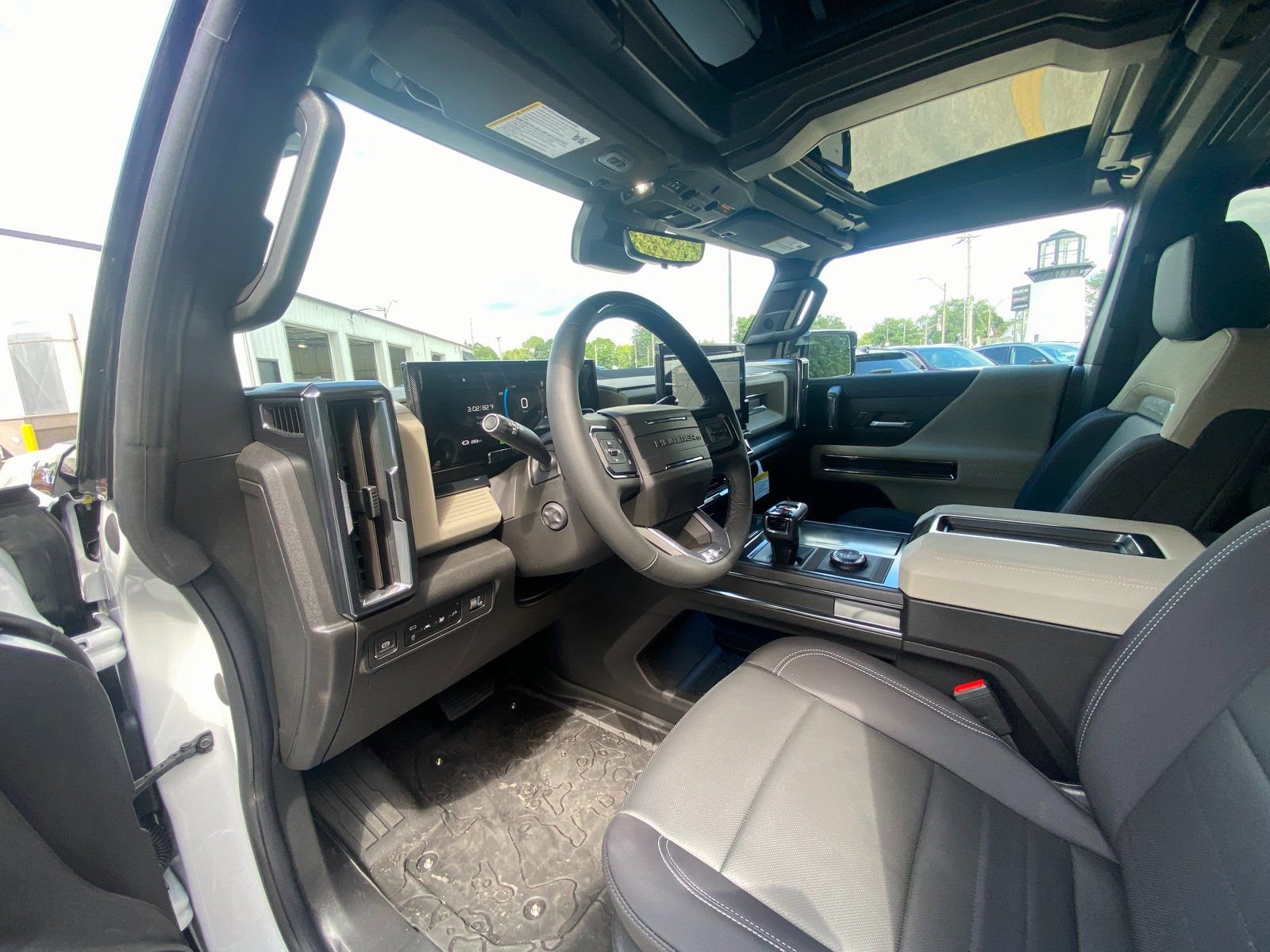 New 2026 GMC Hummer EV SUV image 13