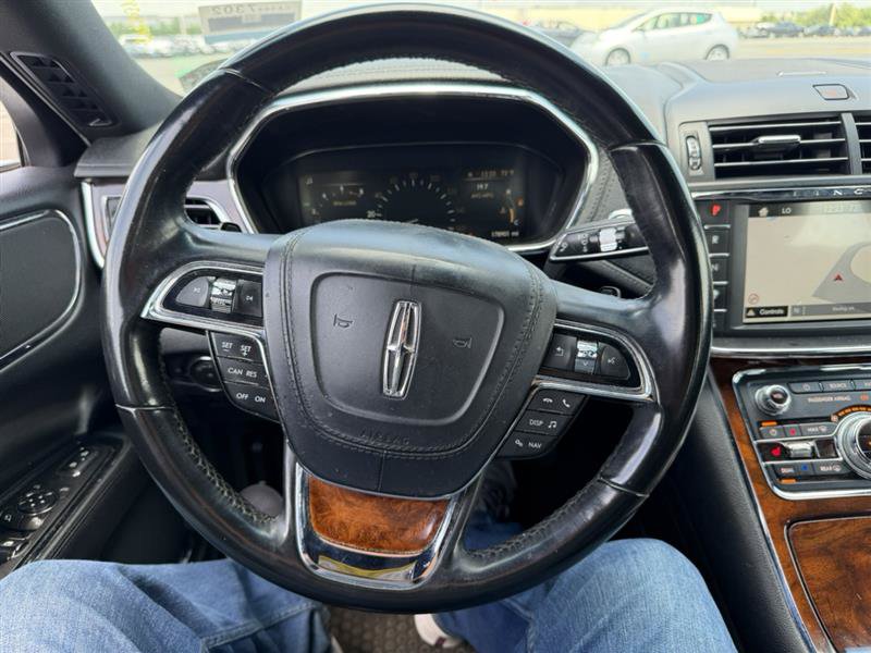 Used 2018 Lincoln Continental Select FWD image 15