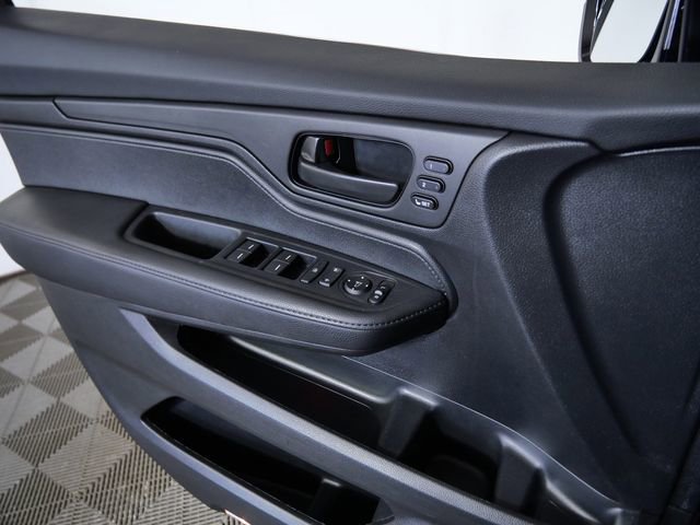 Used 2025 Honda Odyssey Sport-L image 29