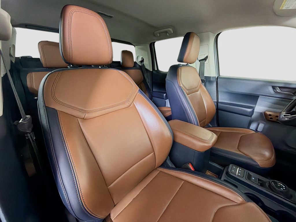 Used 2022 Ford Maverick Lariat w/ Lariat Luxury Package image 28