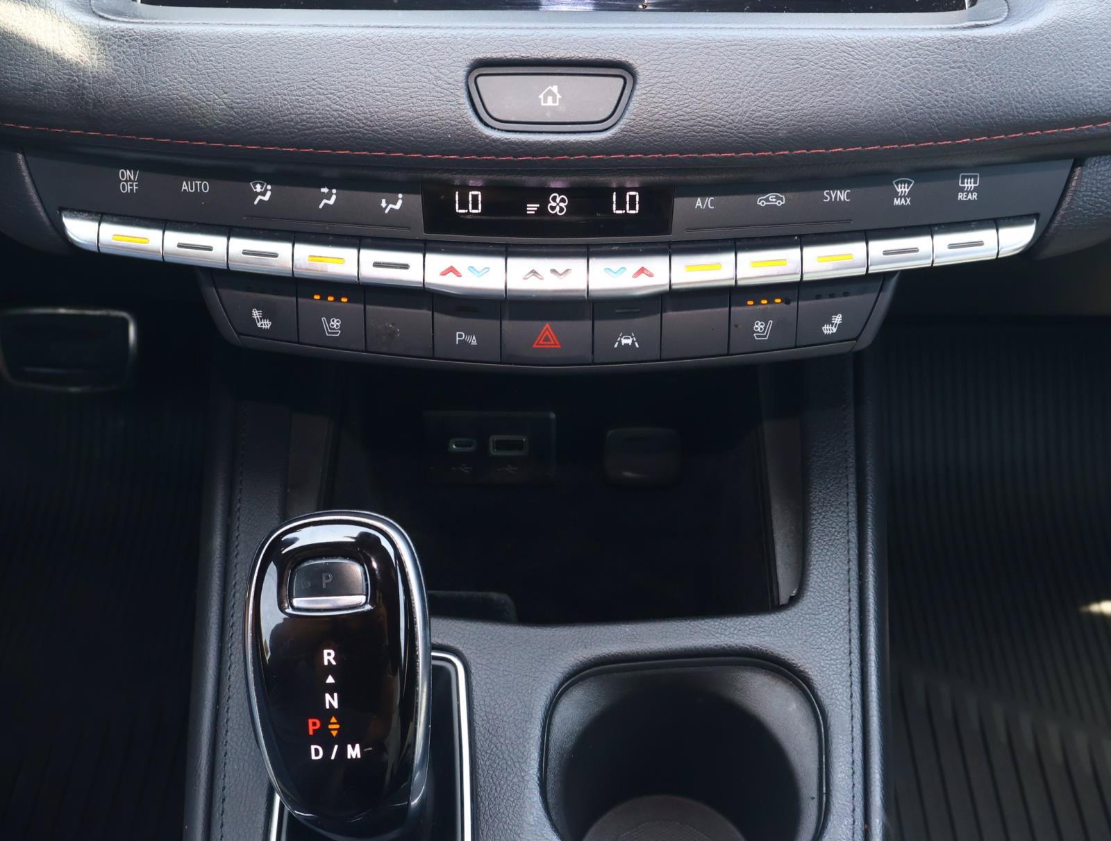 Certified 2023 Cadillac XT4 Sport FWD image 28