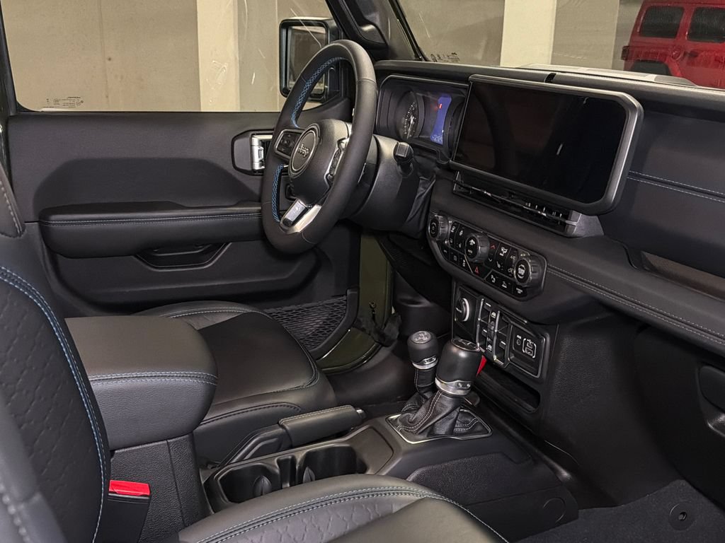 Used 2024 Jeep Wrangler High Altitude AWD/4WD image 13