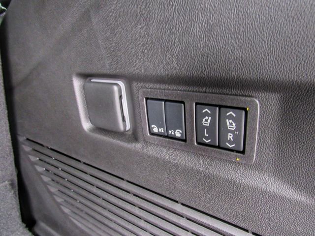 New 2026 GMC Yukon Denali image 11