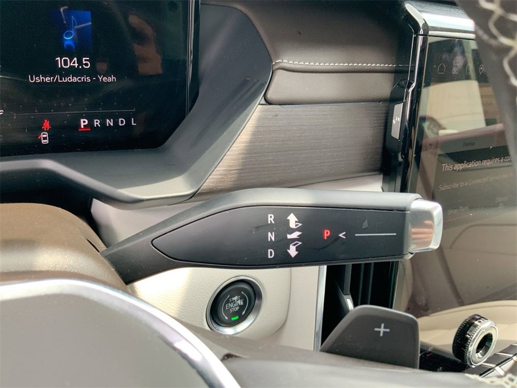 Used 2024 GMC Acadia Denali image 16