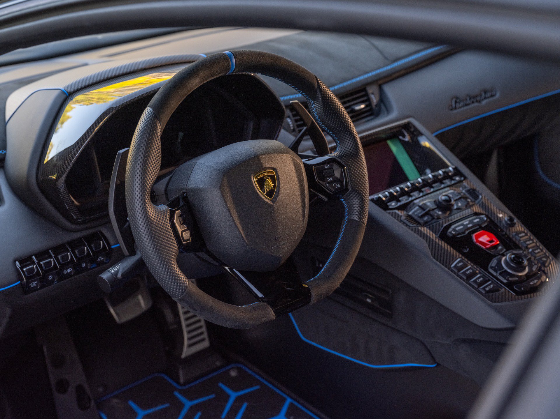 Used 2020 Lamborghini Aventador SVJ AWD/4WD image 68