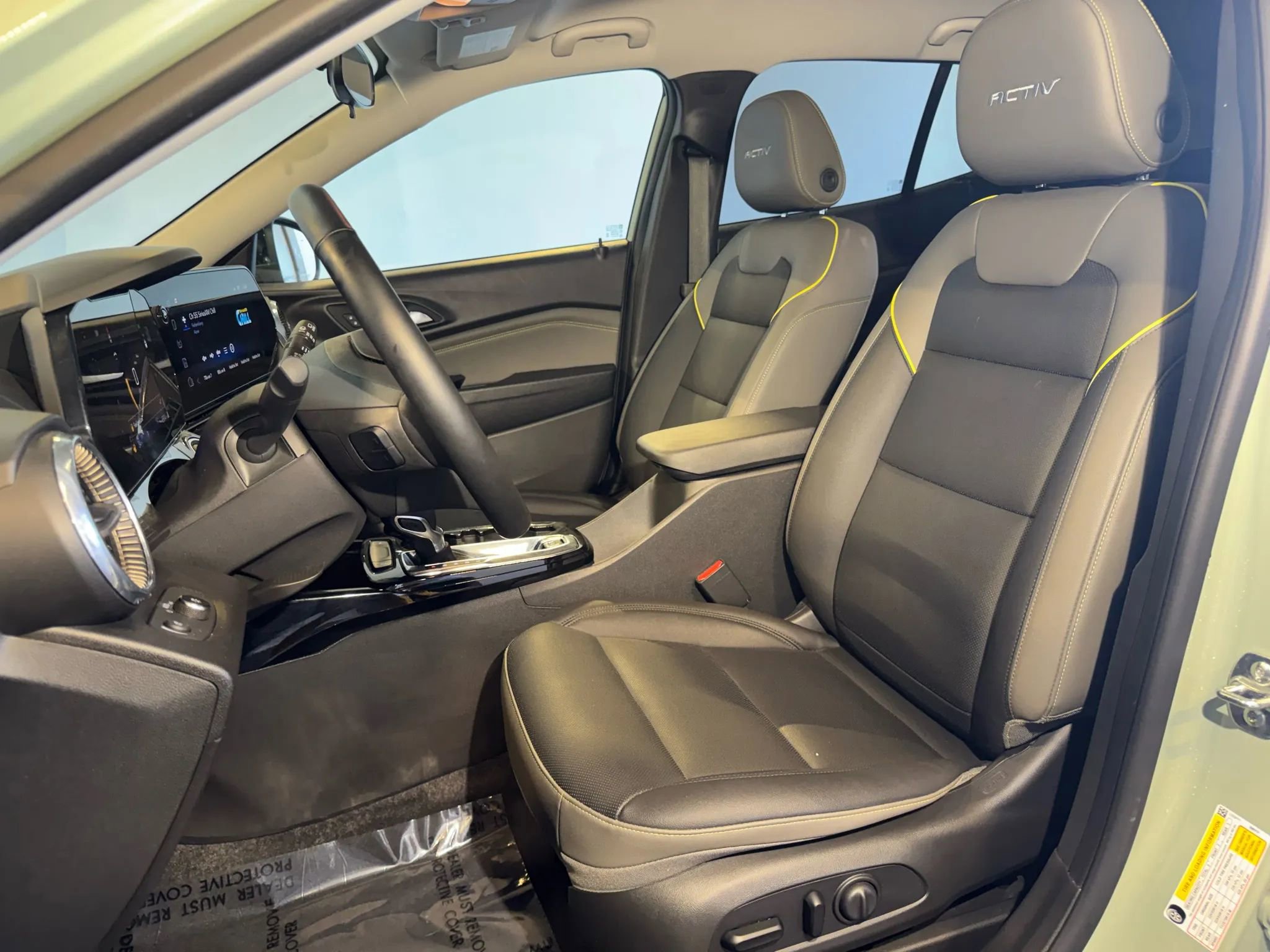 Used 2025 Chevrolet Trax ACTIV w/ Driver Confidence Package image 10