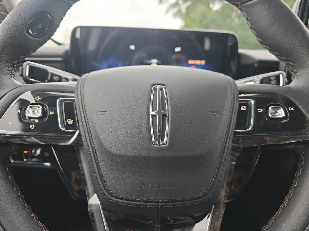 New 2026 Lincoln Aviator Reserve w/ Illumination Package RWD image 21