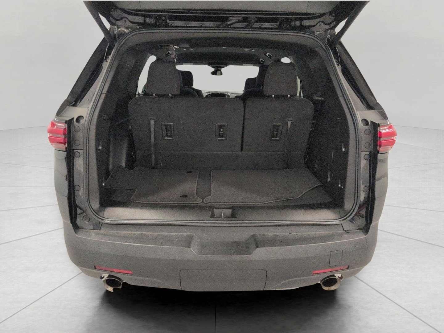 Used 2023 Chevrolet Traverse LT AWD/4WD image 16