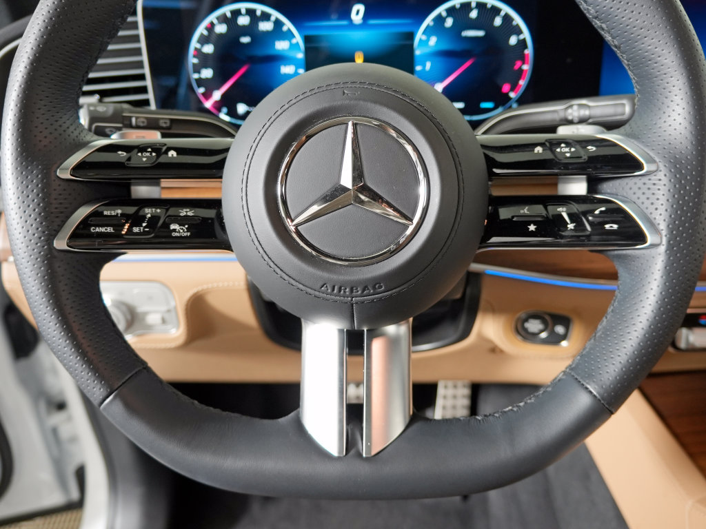 Certified 2025 Mercedes-Benz GLS 580 4MATIC image 20