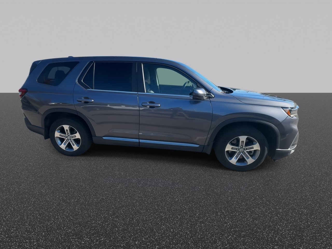 Used 2025 Honda Pilot EX-L image 10