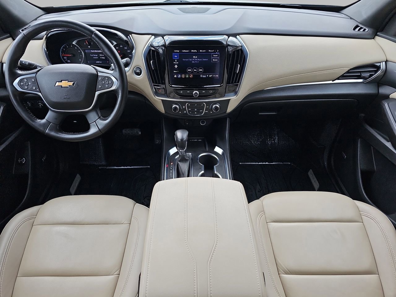 Used 2022 Chevrolet Traverse LT w/ LT Premium Package image 11