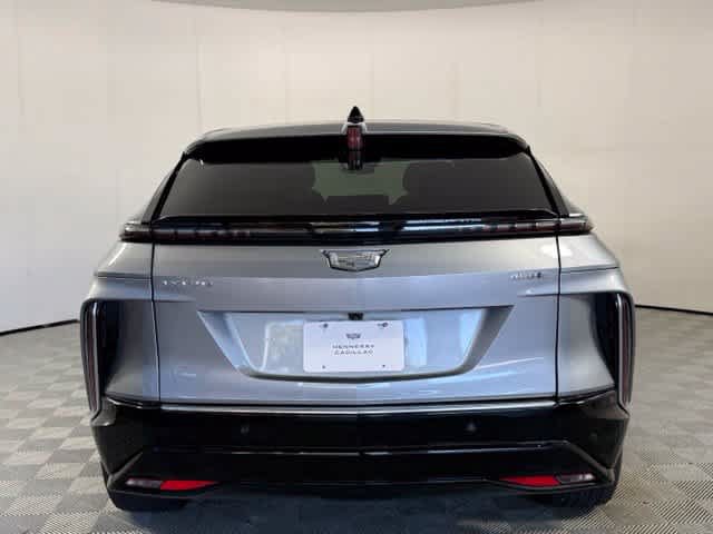 Used 2024 Cadillac Lyriq Luxury RWD image 8