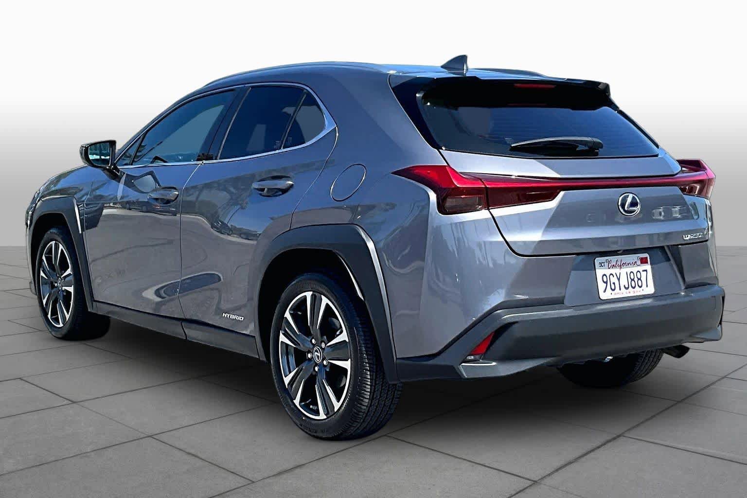 Used 2019 Lexus UX 250h w/ Premium Package AWD/4WD image 11
