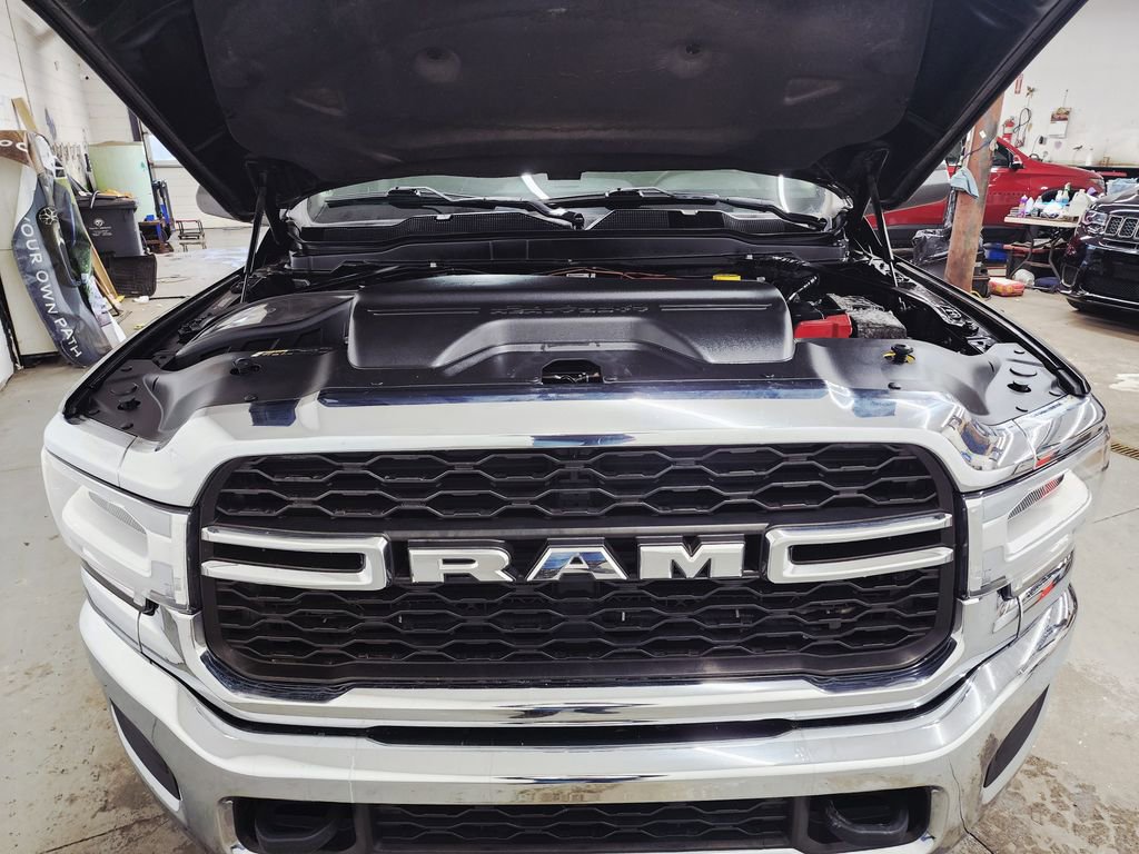 Used 2019 RAM 3500 Tradesman w/ Chrome Appearance Group image 33