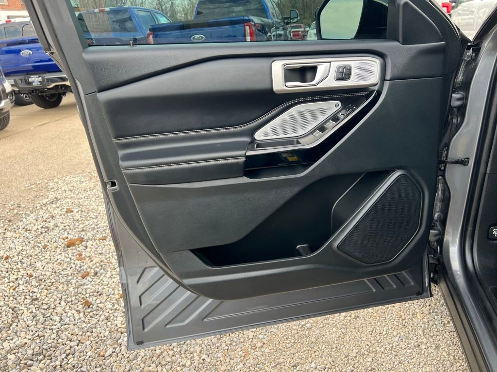 Used 2022 Ford Explorer ST w/ Equipment Group 401A image 11