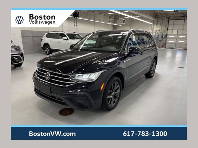 Used 2023 Volkswagen Tiguan SE w/ Panoramic Sunroof Package AWD/4WD image 1