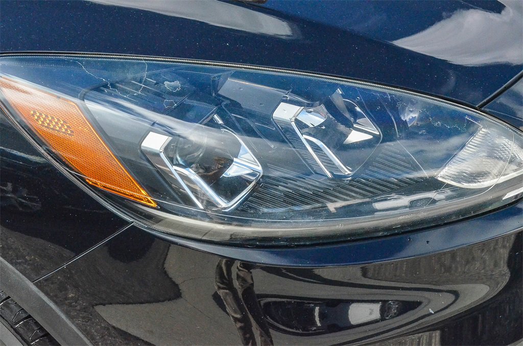 Used 2020 Ford Escape SEL image 11