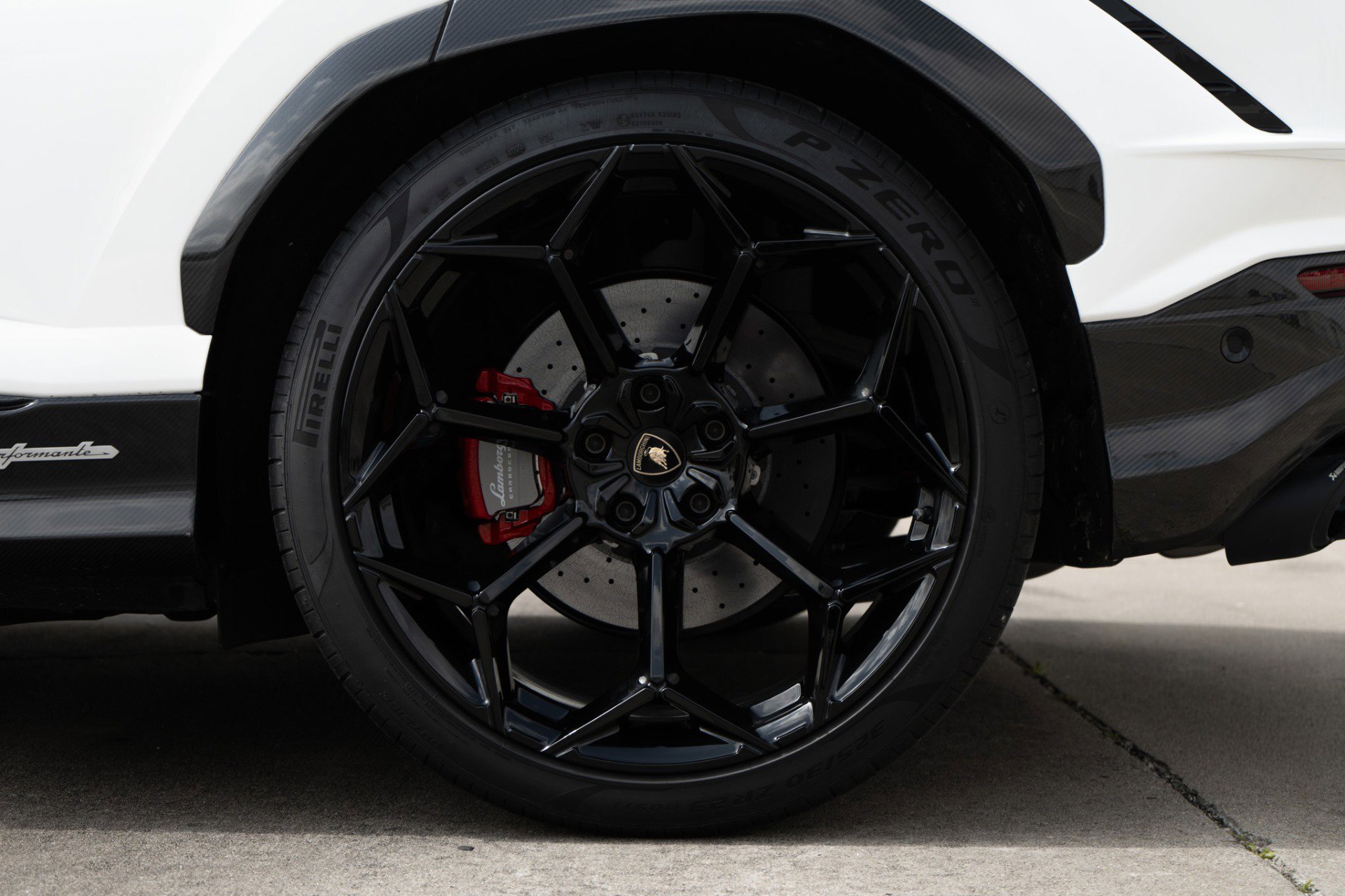Used 2024 Lamborghini Urus Performante image 38