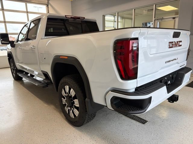 New 2026 GMC Sierra 3500 Denali w/ Technology Package AWD/4WD image 16