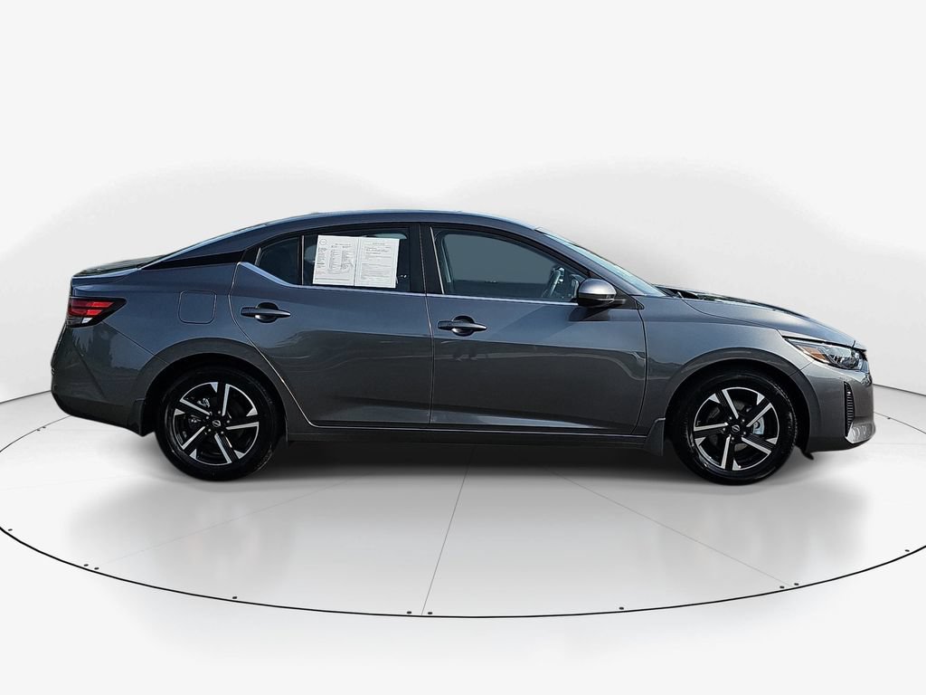 Used 2025 Nissan Sentra SV w/ All-Weather Package FWD image 5