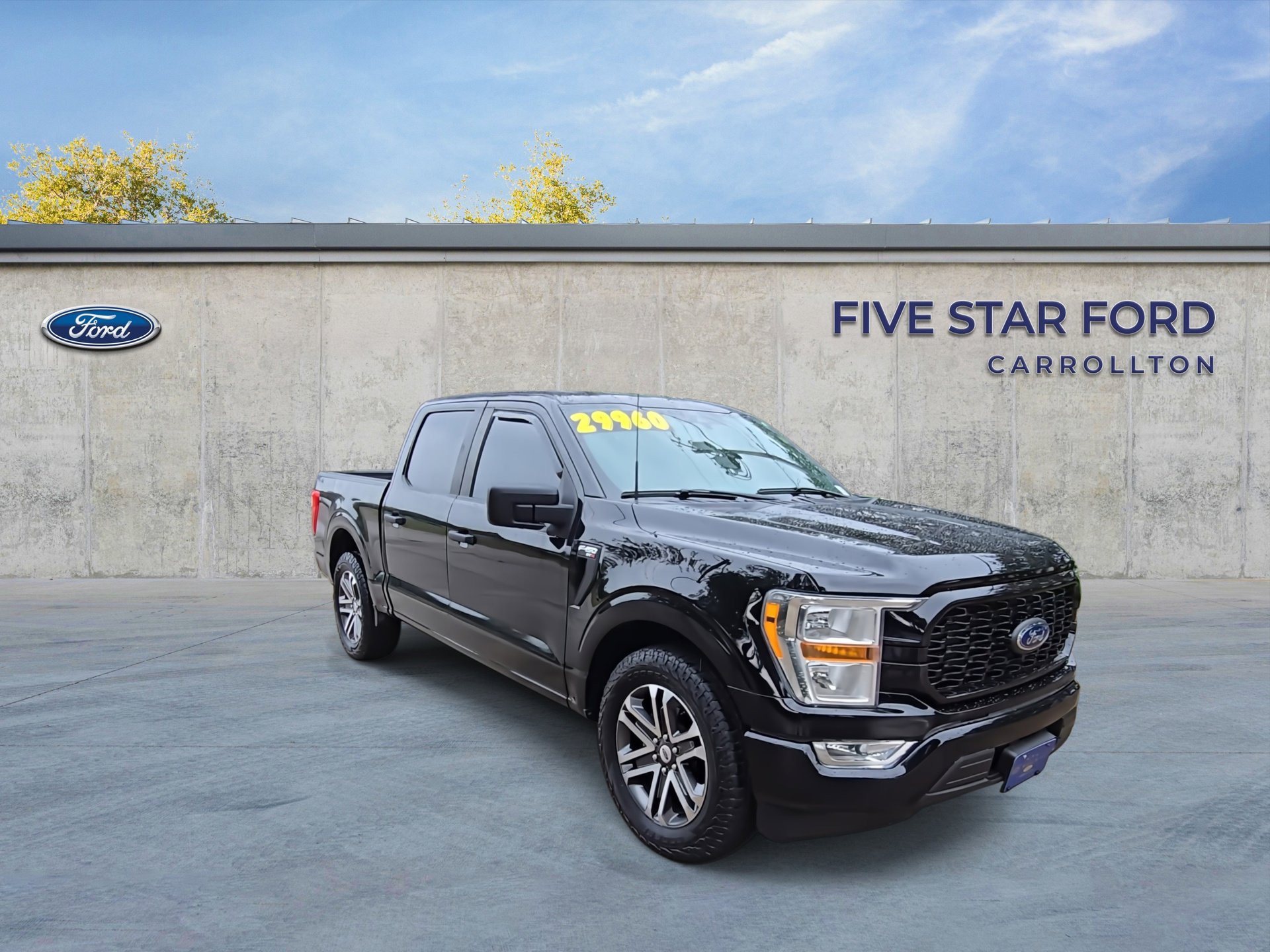 Used 2021 Ford F150 XL w/ STX Appearance Package RWD image 2