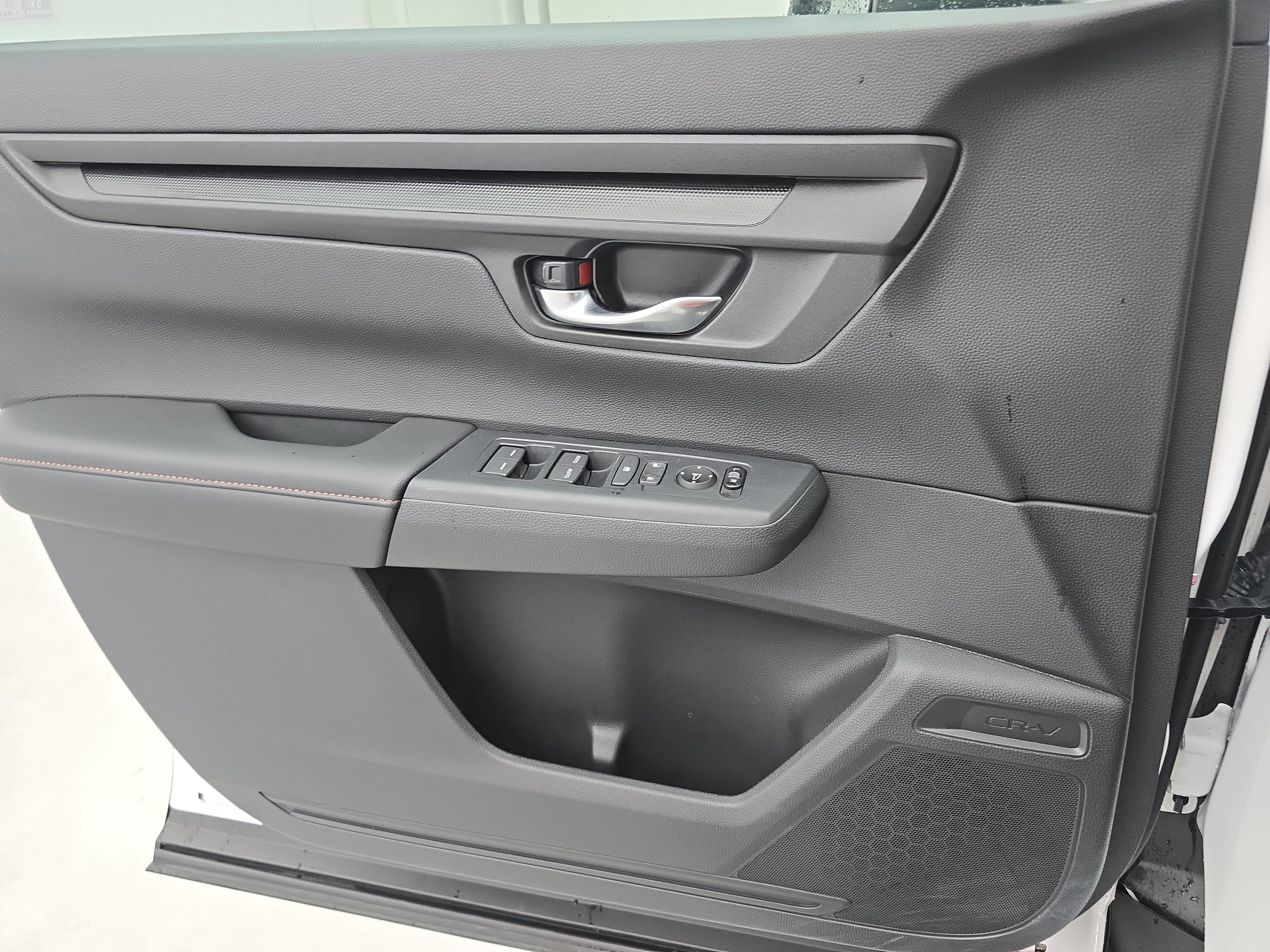 Certified 2025 Honda CR-V Sport image 26