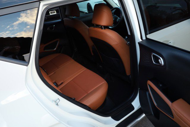 Used 2025 Kia Soul EX image 45
