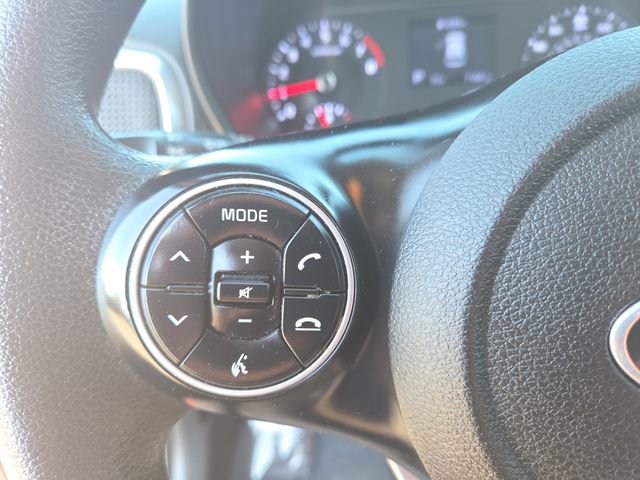 Used 2020 Kia Soul LX FWD image 20