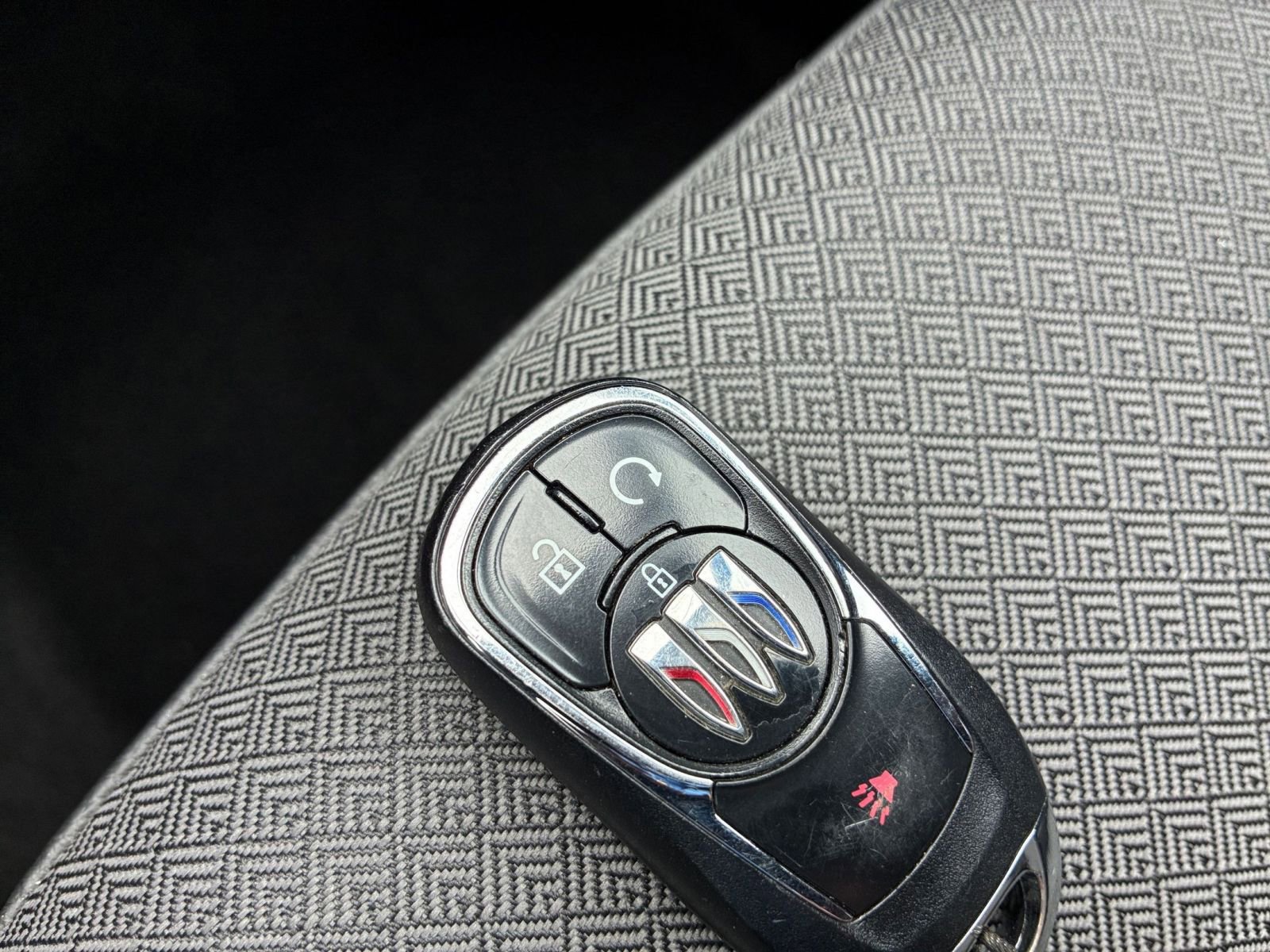 Used 2025 Buick Encore GX Preferred image 23