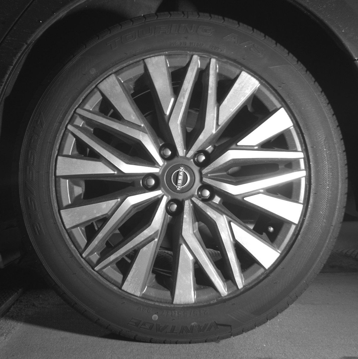 Used 2025 Nissan Altima 2.5 SV image 14