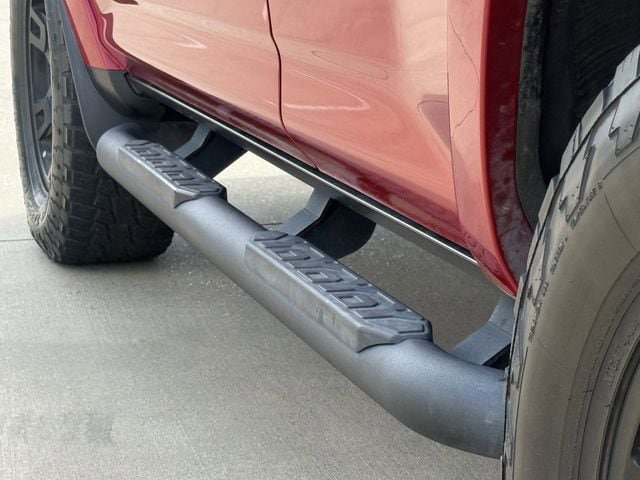 Used 2023 Toyota 4Runner SR5 Premium w/ Moonroof Package RWD image 9