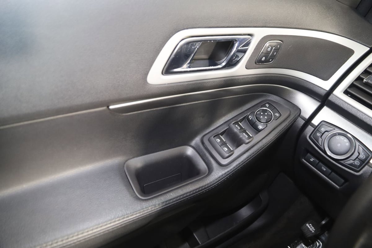 Used 2013 Ford Explorer Sport image 33