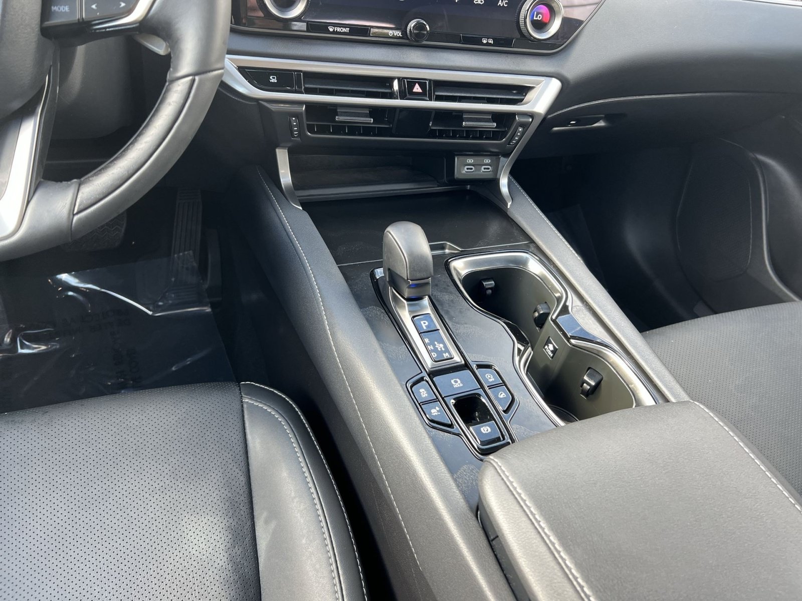 Used 2025 Lexus RX 350 Premium w/ Convenience Package AWD/4WD image 23