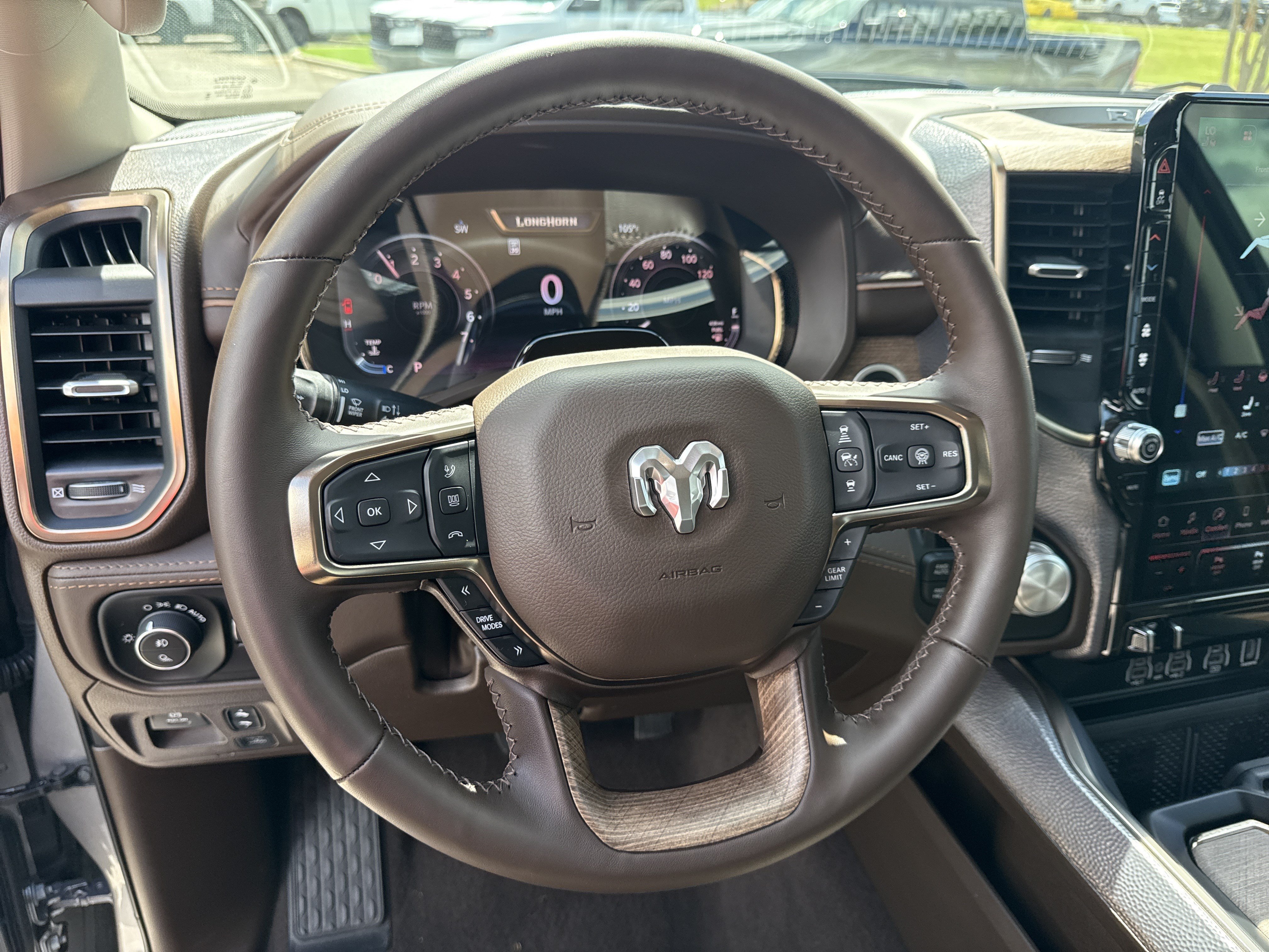 Used 2026 RAM 1500 Limited AWD/4WD image 22