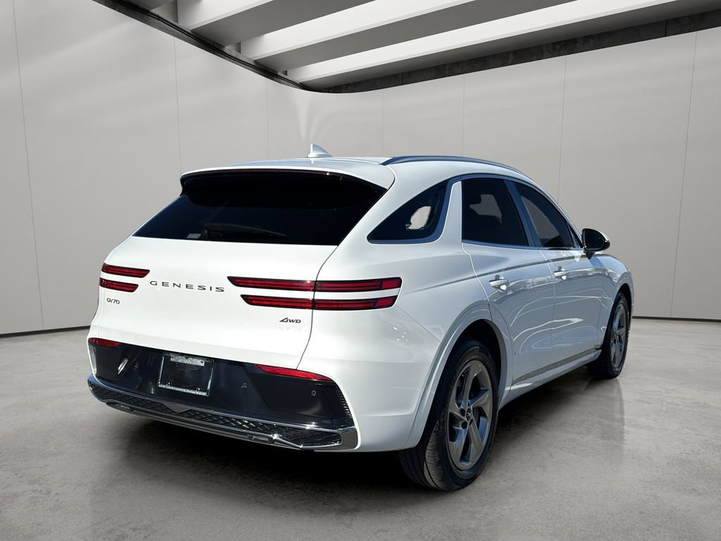 Certified 2026 Genesis GV70 2.5T Select AWD/4WD image 5