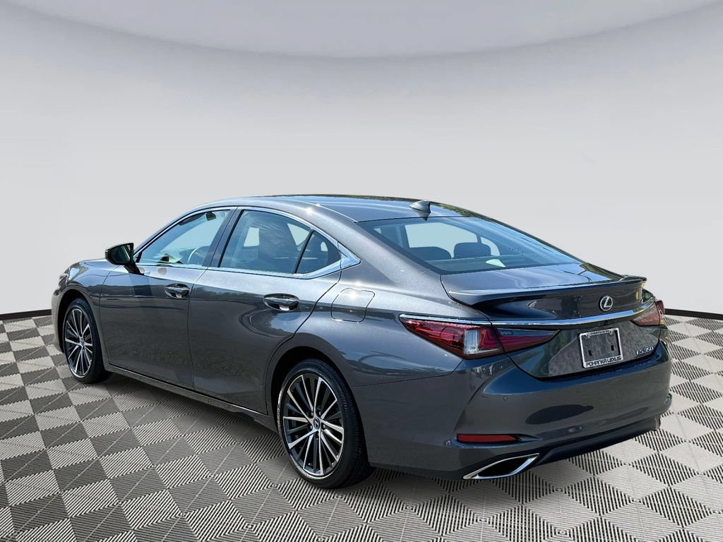 Used 2025 Lexus ES 350 w/ Premium Package FWD image 4