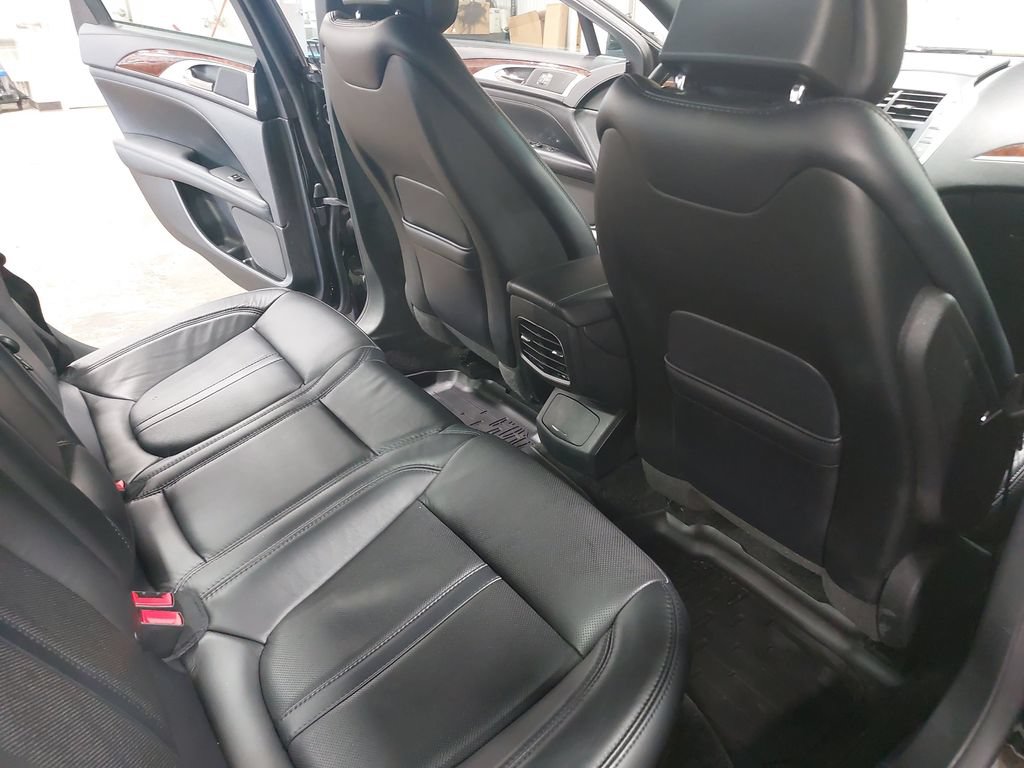 Used 2017 Lincoln MKZ Reserve w/ Technology Package FWD image 11