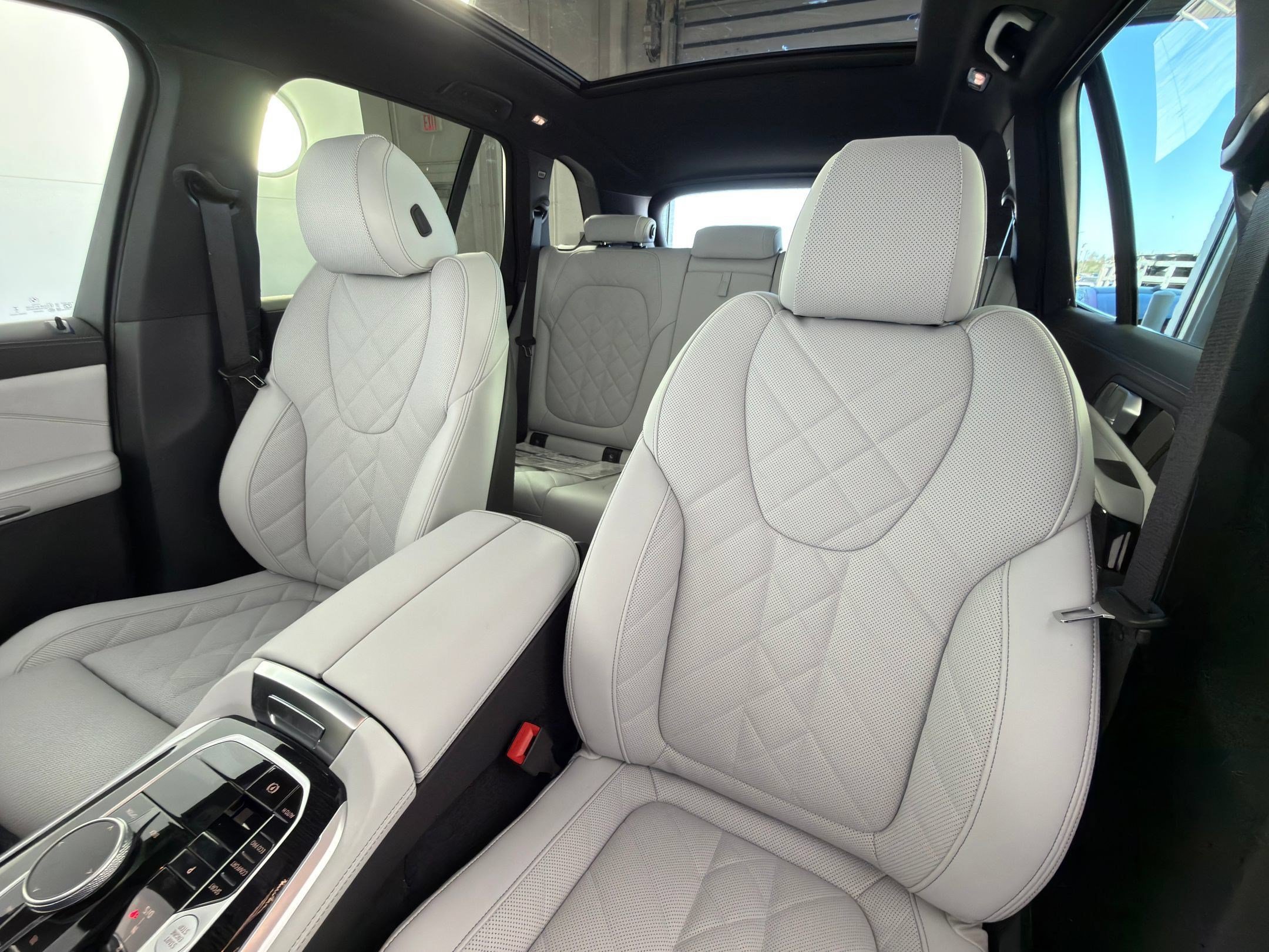Used 2026 BMW X5 sDrive40i RWD image 28