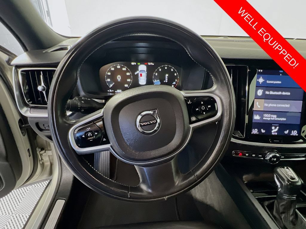 Used 2020 Volvo S60 T5 Momentum FWD image 11