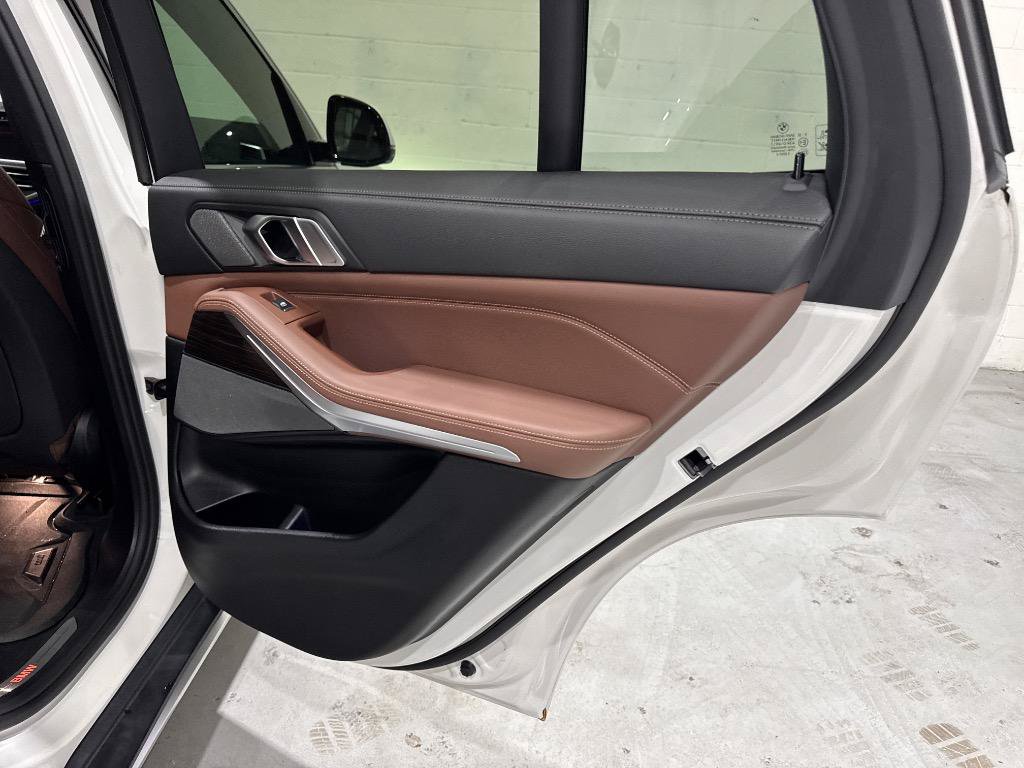 Used 2019 BMW X5 xDrive40i w/ Premium Package 2 AWD/4WD image 70