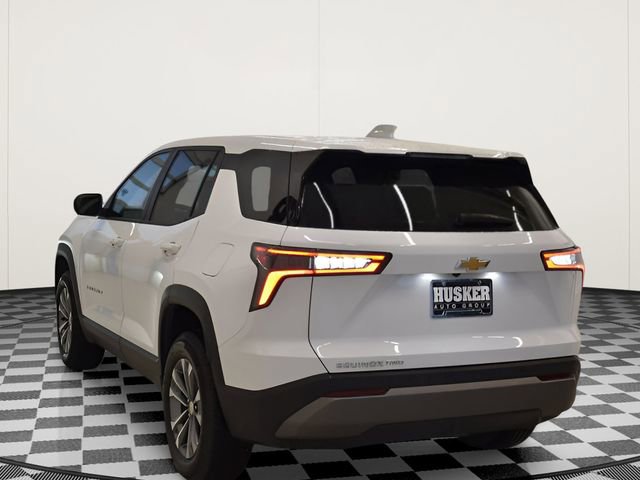 Used 2025 Chevrolet Equinox LT AWD/4WD image 10