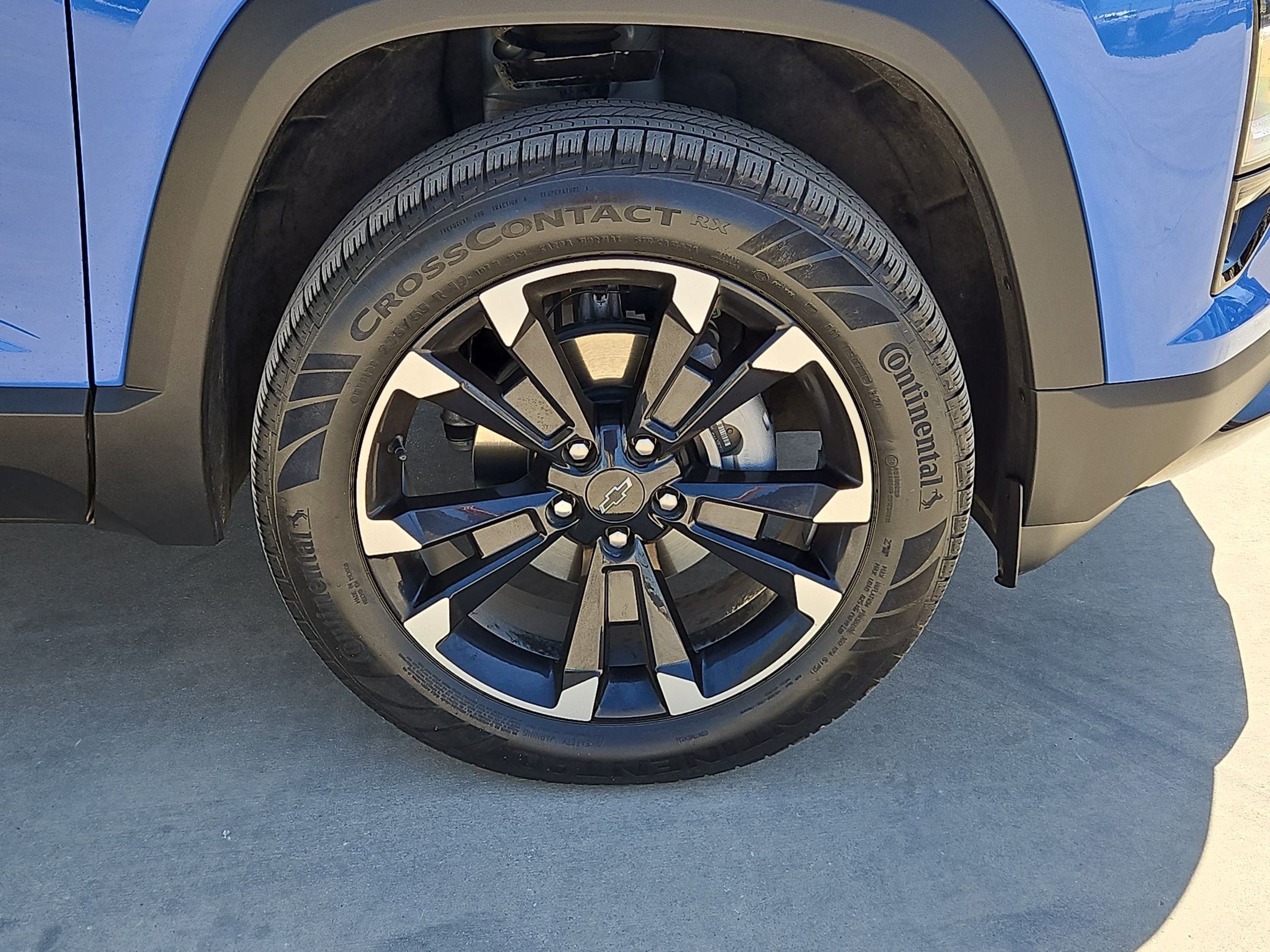 Certified 2025 Chevrolet Equinox RS w/ Safety and Technology Package image 33