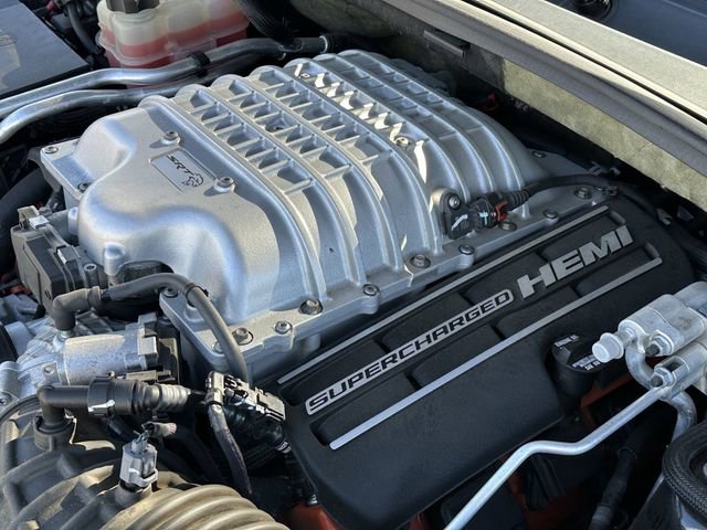 Used 2018 Jeep Grand Cherokee Trackhawk AWD/4WD image 39