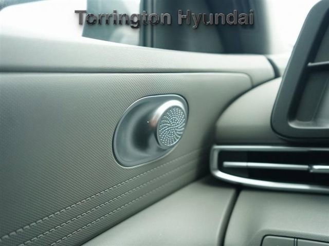 Certified 2023 Hyundai Elantra SEL image 22